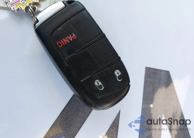 3C4PDCAB2HT568897: 44185135