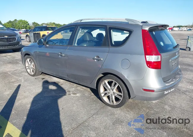 KMHDC8AE3BU125261: 44185177