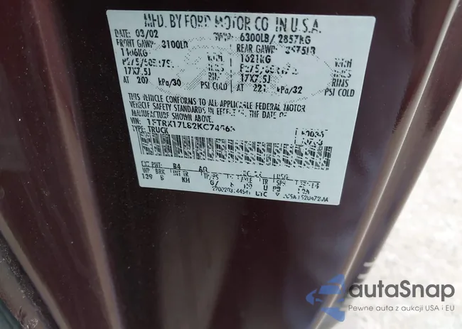 1FTRX17L82KC74563: 44185232