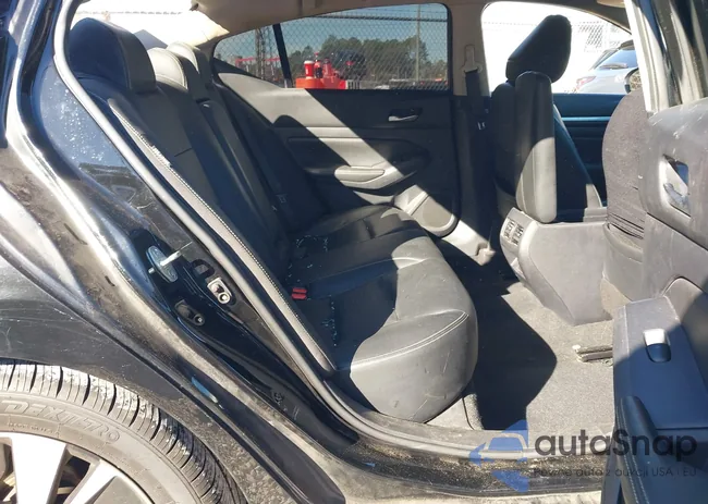 1N4BL4EV0KC163816: 44185268