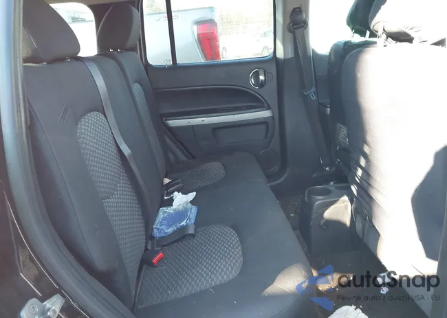 3GNBABDB6AS545750: 44185271