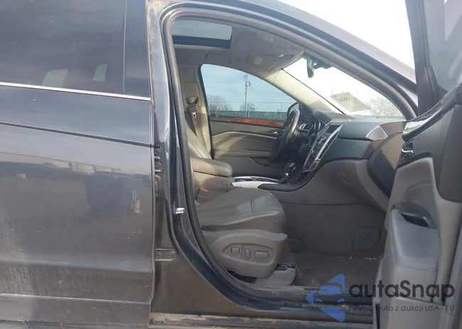 3GYFNBE39CS603644: 44185302