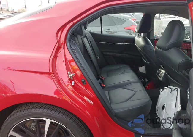 4T1B61HK3KU273931: 44185362