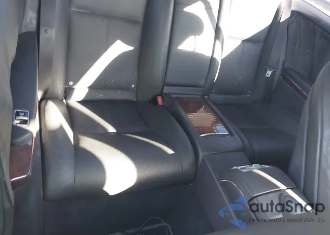 WDDEJ9EBXBA026867: 44185365