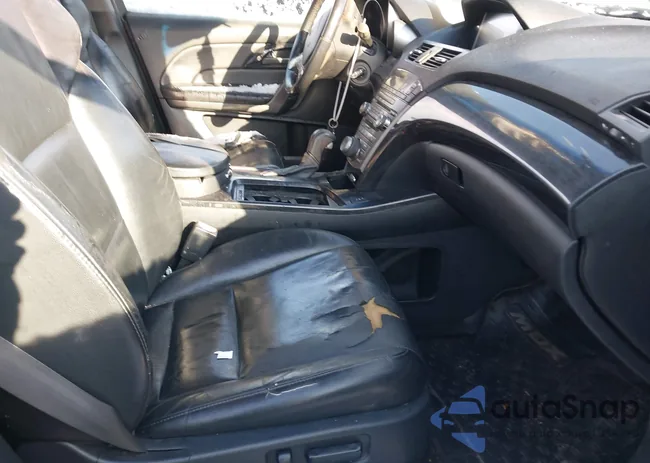 2HNYD28438H550076: 44185370