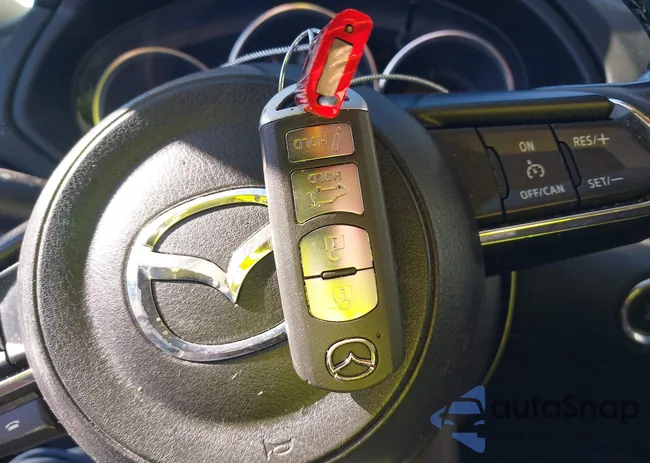 JM3KFBCL1H0212935: 44185395