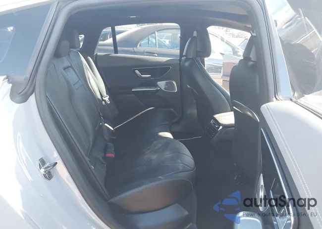 W1KEG2BB1RF058520: 44185407