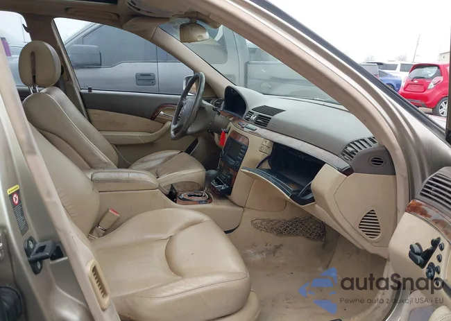 WDBNG84J44A411175: 44186439