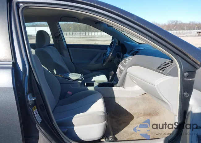 4T1BF3EK4BU618366: 44186502