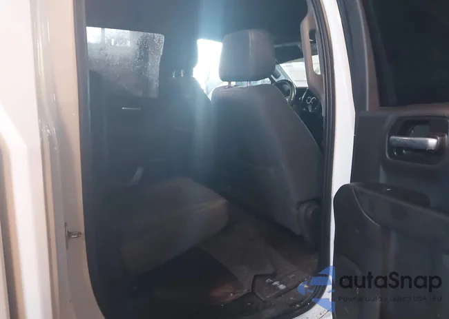 3GCUYDED2KG177645: 44186512