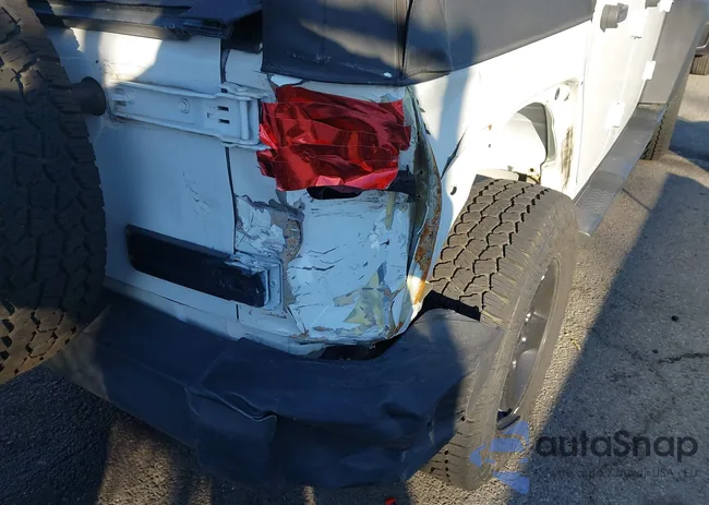 1C4BJWDG9HL673816: 44186573