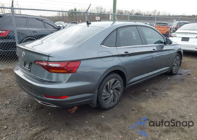 3VWG57BU1KM108052: 44186645