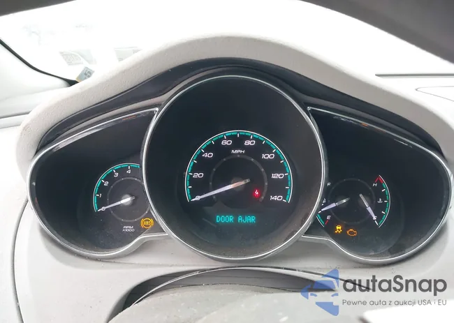 1G1ZB5E00CF101623: 44186662