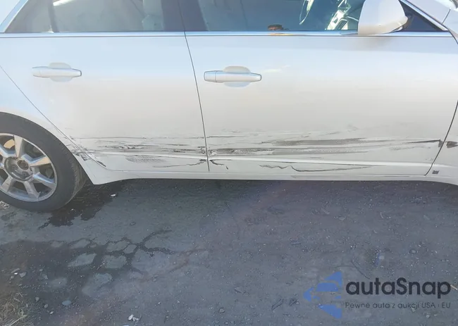 1G6DG577580142453: 44186679