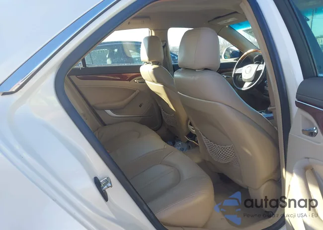 1G6DG577580142453: 44186679