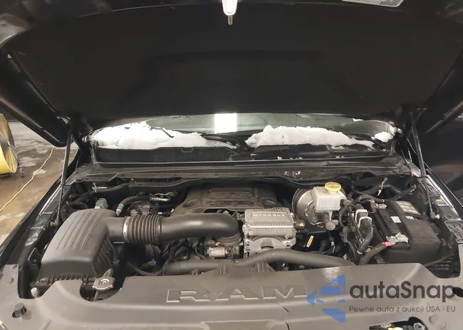 1C6SRFJT6RN111184: 44186696