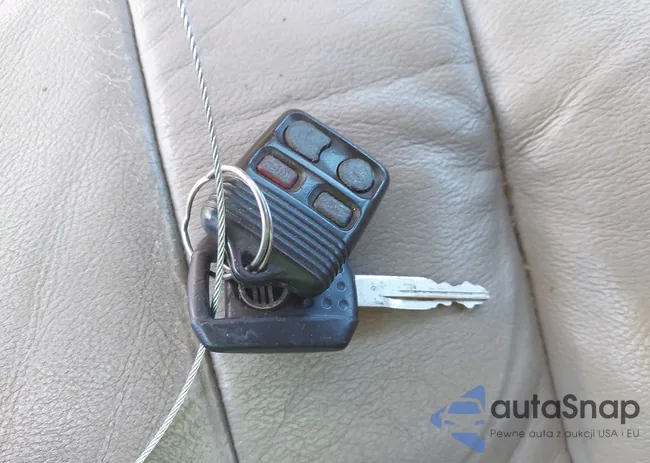 2MEHM75V29X627459: 44186773