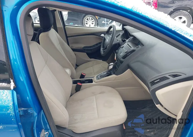 1FADP3F28GL304098: 44186784