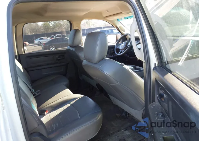 3C6TR4HT9HG623995: 44186802