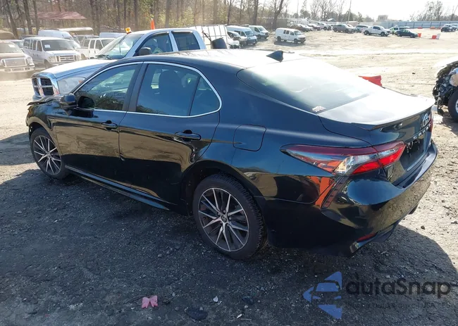 4T1G11AK6MU615227: 44186808