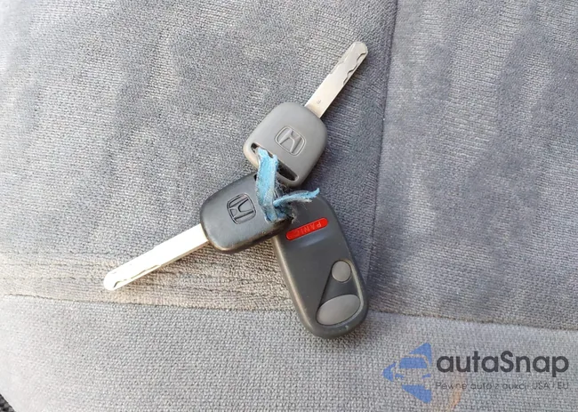 2HKYF18483H501398: 44186815