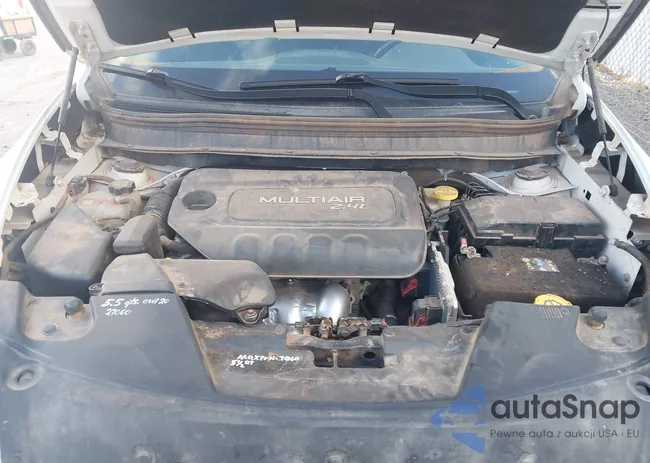 1C4PJLCB8EW186854: 44186825