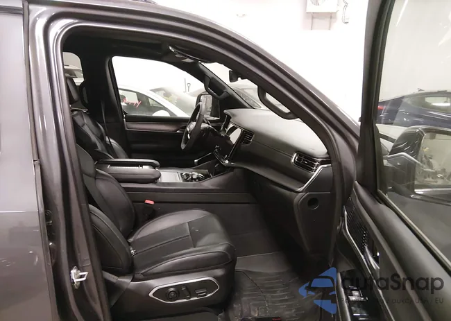 1C4SJVBP7RS108047: 44186922