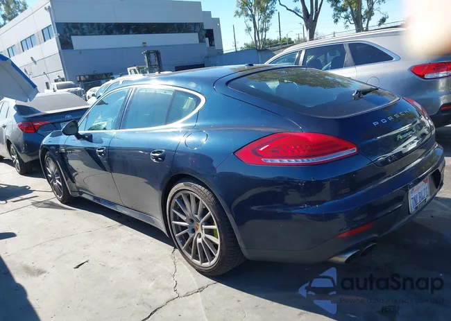 WP0AD2A72FL040846: 44186938