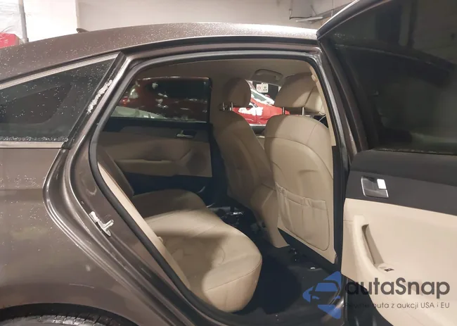 5NPE24AF7GH389968: 44186945