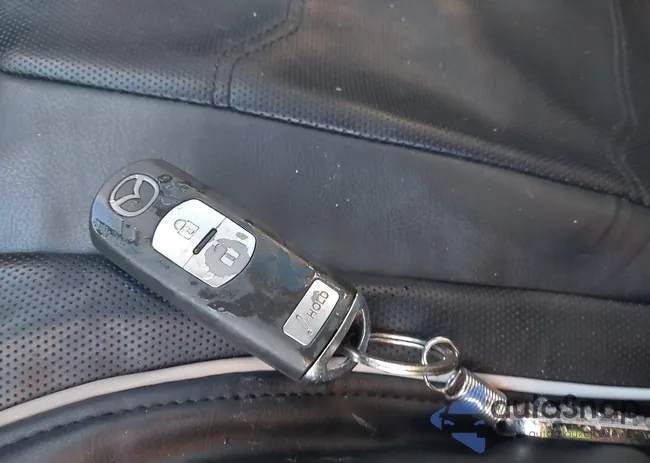 JM3KE2CY3G0619541: 44186974