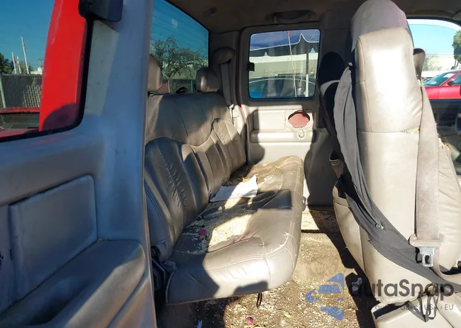 2GCEC19T911143292: 44186036