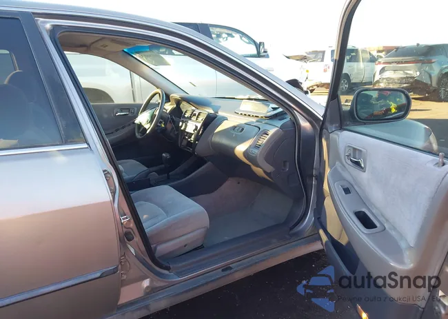 1HGCG1645YA100286: 44186070