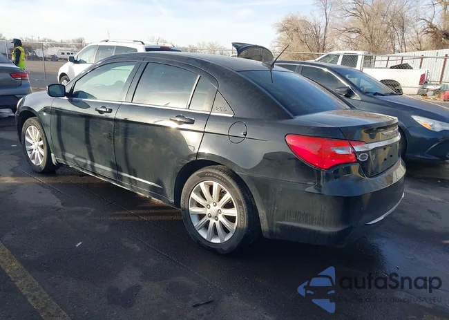 1C3CCBBBXDN546249: 44186141