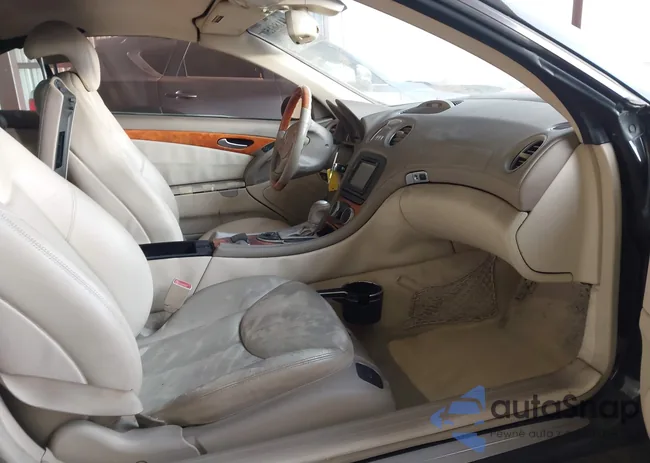 WDBSK75F93F018697: 44186150