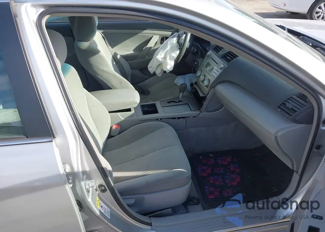 4T1BE46K09U348649: 44186167