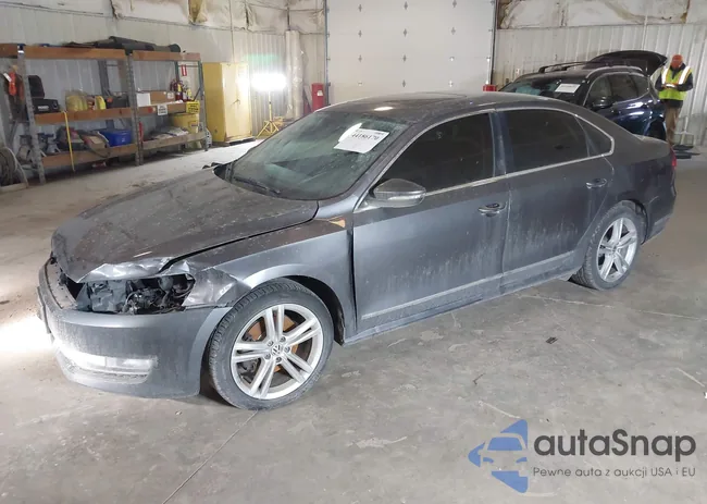 1VWCN7A36CC026151: 44186170