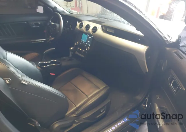 1FA6P8CF6H5259116: 44186184