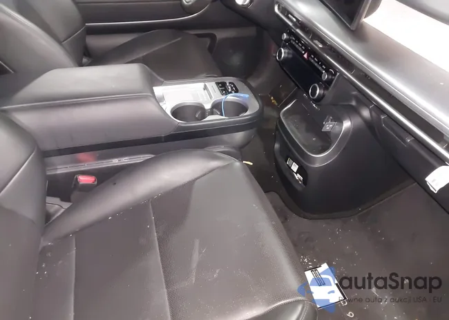 7YAMUFS33TY001951: 44186204