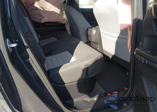 3TMLB5JN6SM106872: 44186227