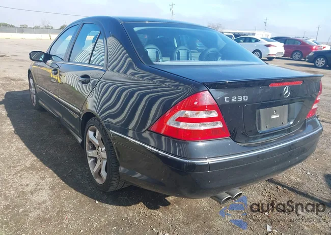 WDBRF52H47F928728: 44186276