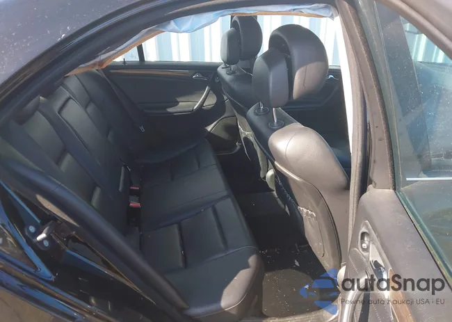 WDBRF52H47F928728: 44186276