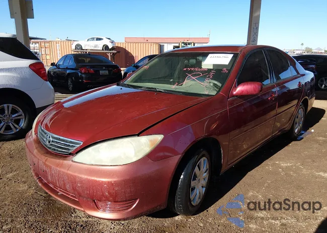 4T1BE32K55U404241: 44186286