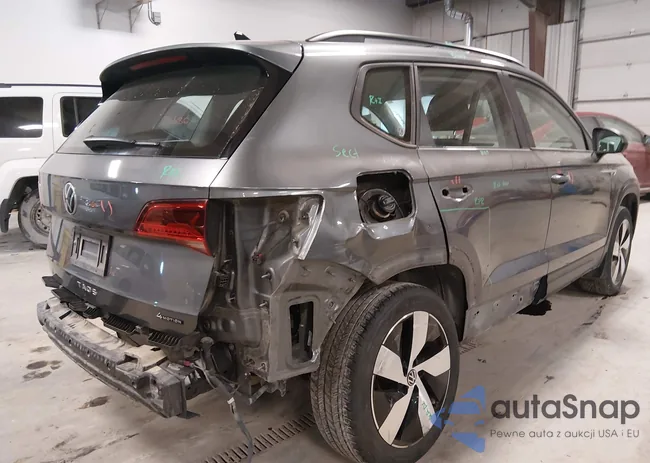 3VV8X7B2XRM032519: 44186298