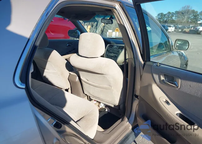 1HGCG56421A077742: 44187526