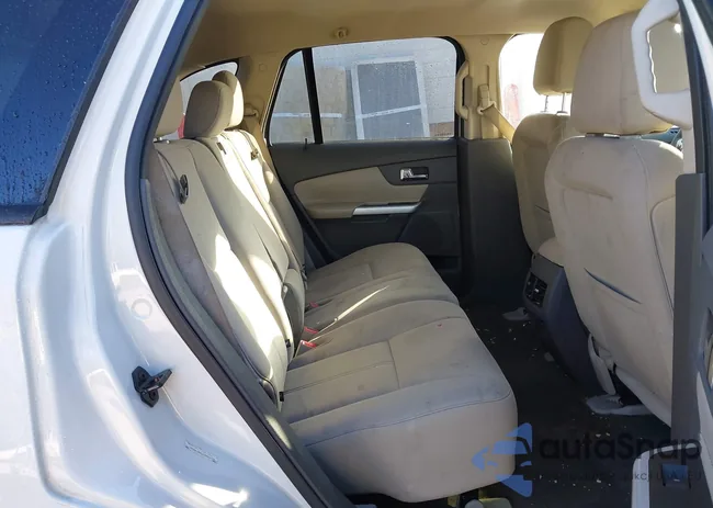 2FMDK3GC3DBB56174: 44187576