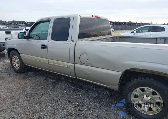 1GCEC19V76E157554: 44187647