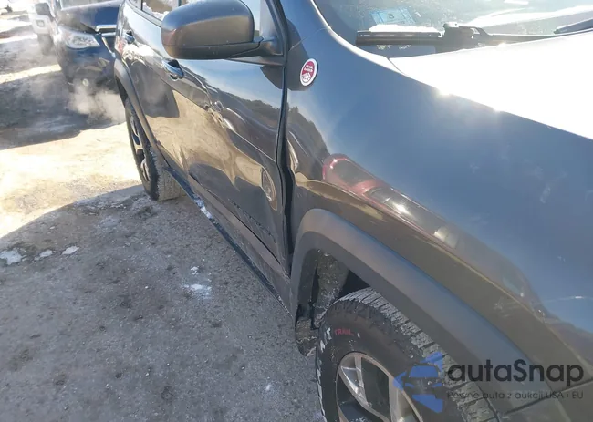 1C4PJMBS9FW635743: 44187666