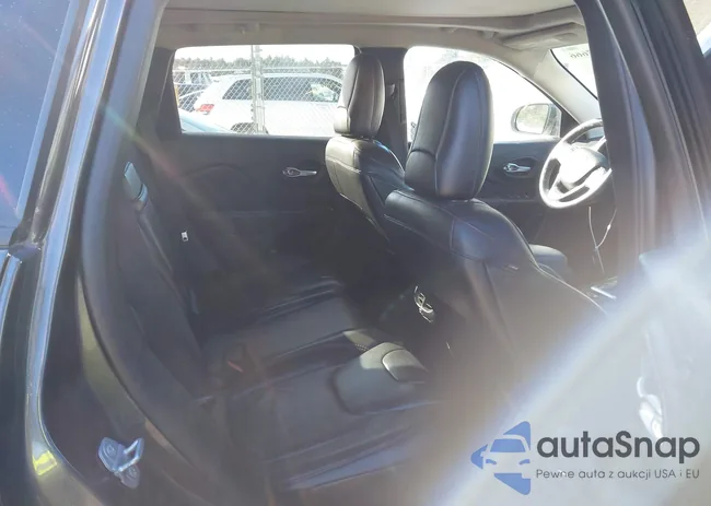 1C4PJMBS9FW635743: 44187666