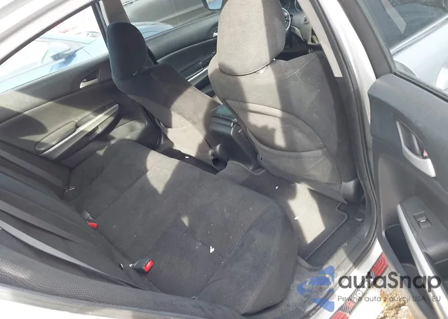 1HGCP26729A189302: 44187714