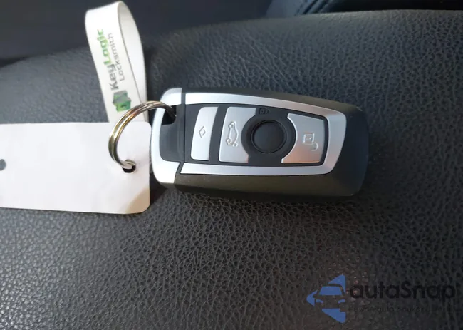 WBA3A5G59DNP20671: 44187748